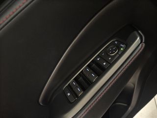 LEXUS LBX 1.5 136HP HEV ELEGANT PLUS BLACK 136 5P