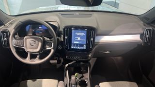 VOLVO VOLVO XC40 todoterreno 2.0 B3 MHEV CORE DCT 5P