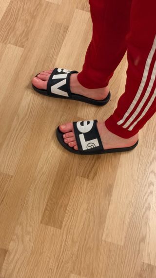 Chanclas Levi's Negras Talla 42