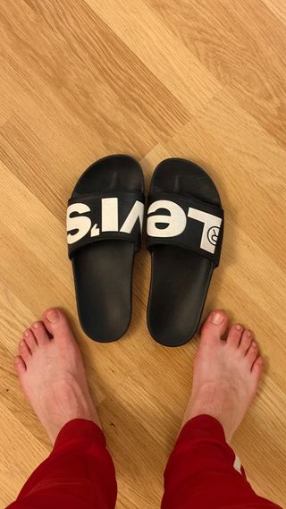 Chanclas Levi's Negras Talla 42