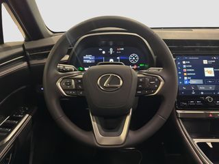 LEXUS LBX 1.5 136HP HEV ELEGANT PLUS BLACK 136 5P