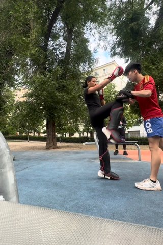 Entrenador de boxeo , Muay Thai o kickboxing