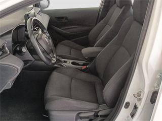 TOYOTA Corolla 5P Business 125H e-CVT