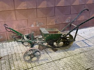 Sembradora antigua