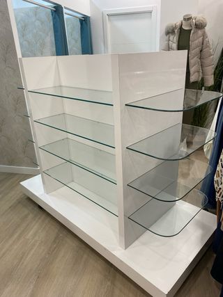 Isla expositora perfumería/accesorios