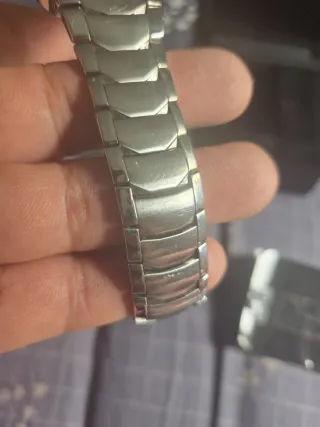 Reloj Lotus Negro y Plateado