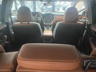 Subaru OUTBACK 2.5i Touring CVT Lineartronic AWD
