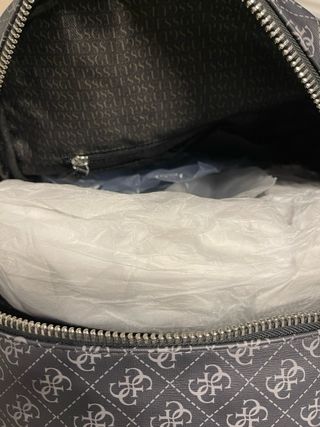 Mochila Guess Manhattan Logo Negra/Gris