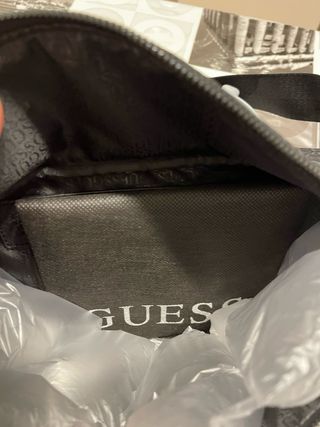 Riñonera Guess Logo Negra