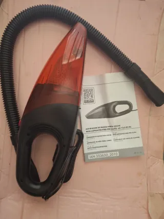 Aspirador de mano para coche