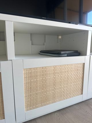 Mueble TV Salón Beige y Blanco. Estado casi nuevo