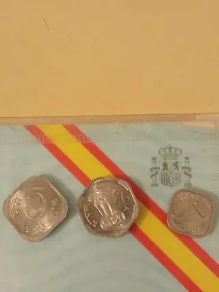 Moneda antigua reproducción Peseta