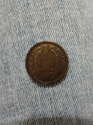Moneda antigua reproducción Peseta