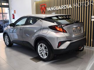 TOYOTA C-HR 1.8 125H Advance