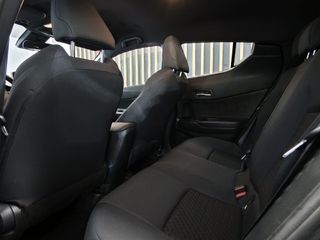 TOYOTA C-HR 1.8 125H Advance