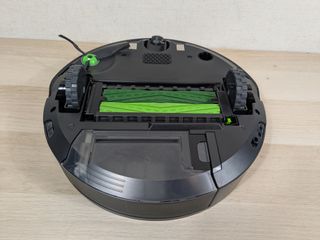 Robot Aspirador iRobot Roomba J7 Espresso