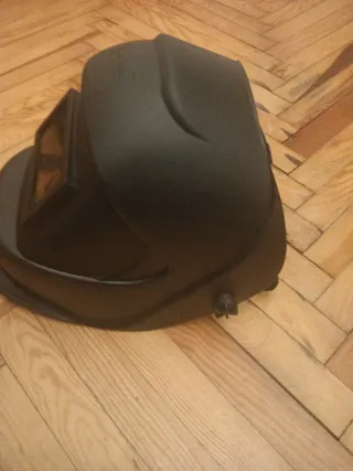 Careta de soldar negra