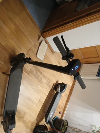 Patinete Eléctrico Xiaomi Viene con cargador