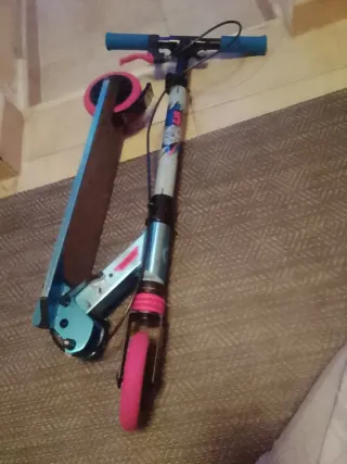 Patinete Oxelo Spiderman Niño