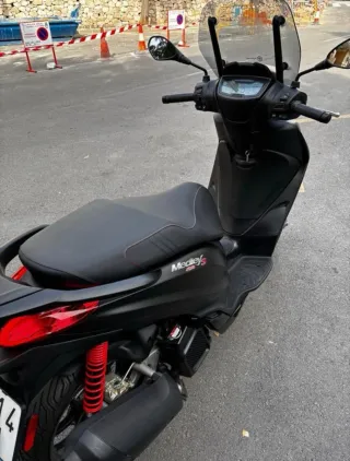 Piaggio Medley S 125 2023 - 3.754 km