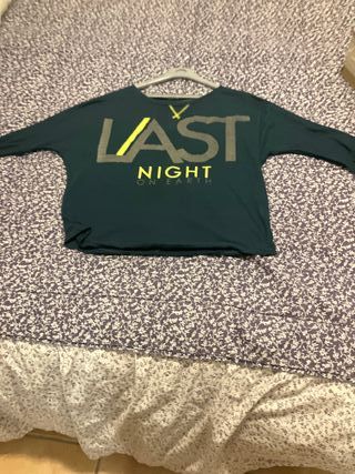 Camiseta verde y amarilla talla L