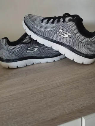 Zapatillas Skechers Talla 41-42