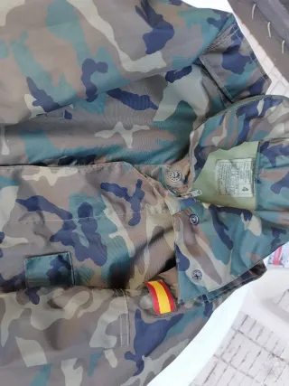 Chaquetón camuflaje militar
