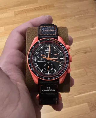 Swatch Moonswatch Mission to Earth Lava