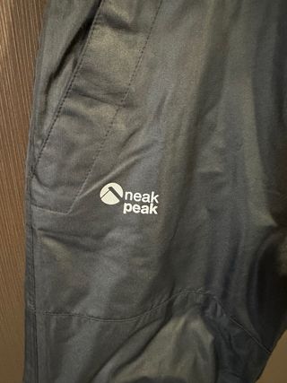 Traje de esquí infantil a cuadros