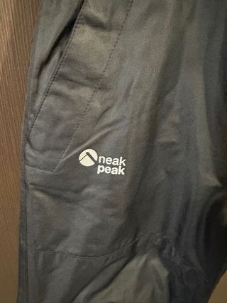 Traje de esquí infantil a cuadros