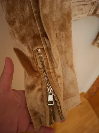 Cazadora Stradivarius Terciopelo Dorado Talla S