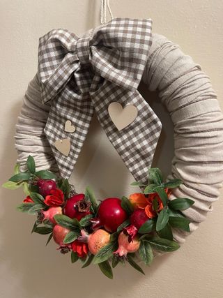 Ghirlanda melograni tessuto e legno