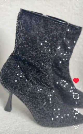 Preciosos _Botines negros con lentejuelas