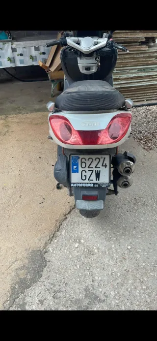 Moto TGB 125