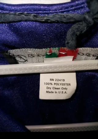 Vestido morado  de David Rose. SIZE 10 U.S.A.