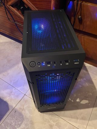 PC Gaming con luces LED
