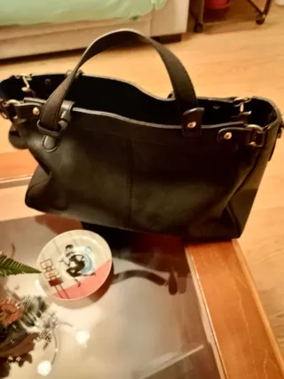 Bolso de mano negro para mujer