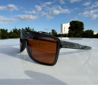 Gafas de sol Oakley polarizadas marrones