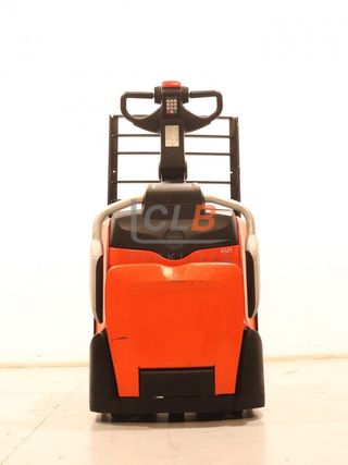 Ref. M-6529 Transpaleta Eléctrica Plataforma TOYOTA LPE 200