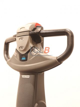 Ref. M-6529 Transpaleta Eléctrica Plataforma TOYOTA LPE 200