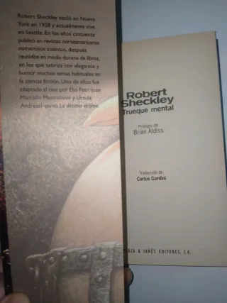 BRIAN ALDISS GALAXIAS COMO GRANOS DE ARENA...