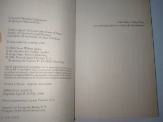 BRIAN ALDISS GALAXIAS COMO GRANOS DE ARENA...