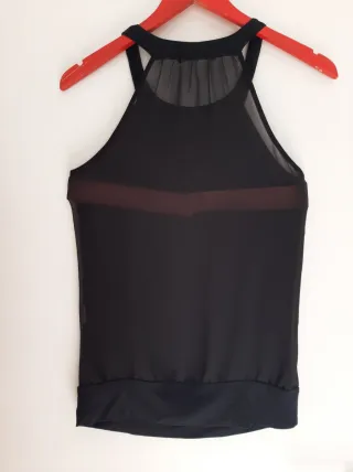 Blusa transparente Vero Moda negra