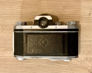 Cuerpo Cámara analógica vintage Praktica IV