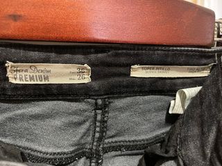 Pantalón pitillo negro Sfera Denim Premium