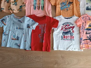 17 Camisetas Manga corta y 1 pantalón 98 ctms