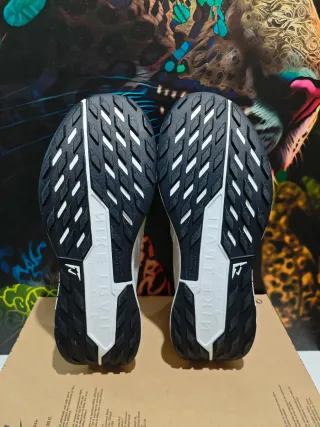 Nike Pegasus Trail 5 Beige/Blanco