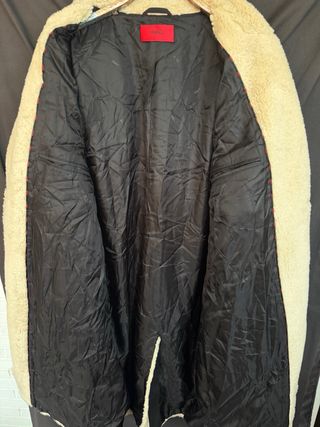 Abrigo color crema poliester HUGO BOSS talla L