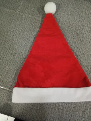 Cappello Babbo Natale con Faccina e Fiocchi di Nev