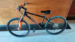 Bicicleta Infantil BTWIN 24 Negra/Naranja